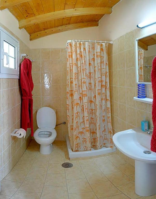 Captain Spiros Studios room 3
